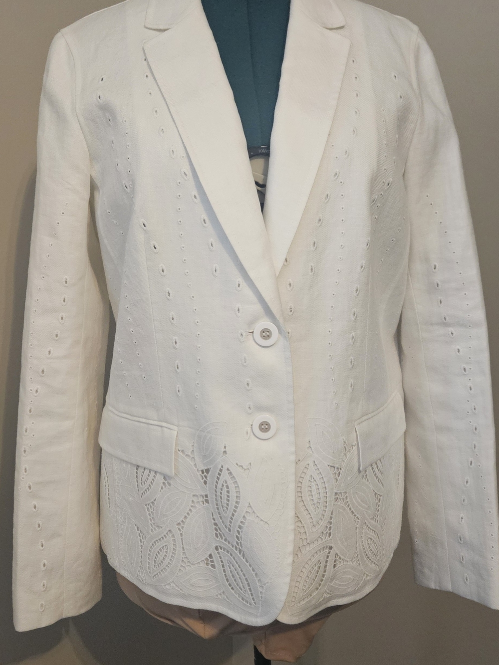 NWT Lafayette 148 New York White Eyelet Lace-Trim Blazer